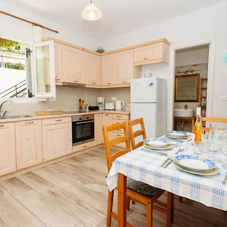 Vakantiehuis George & Danai Kassiopi