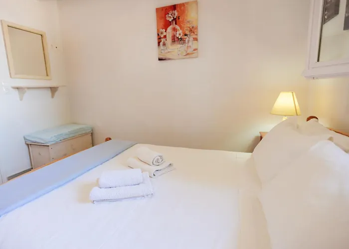 George & Danai * Kassiopi