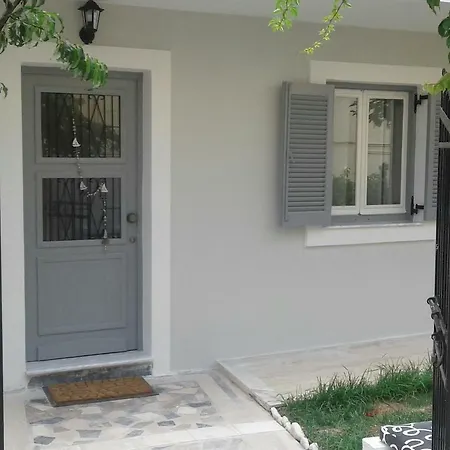 George And Danai Ferienhaus Kassiopi
